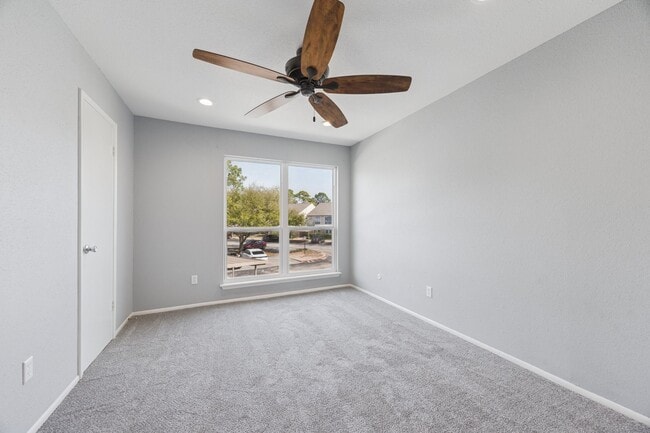 Building Photo - 5005 Georgi Ln