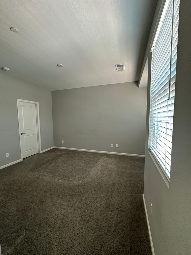 Building Photo - Upgraded 3 Bedroom Condo in South Temecula