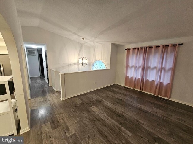 Building Photo - 730 Ox Bow Ln