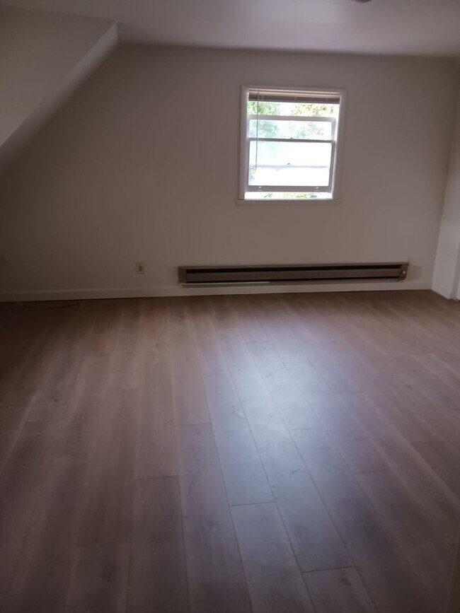 Building Photo - 508 NW C St