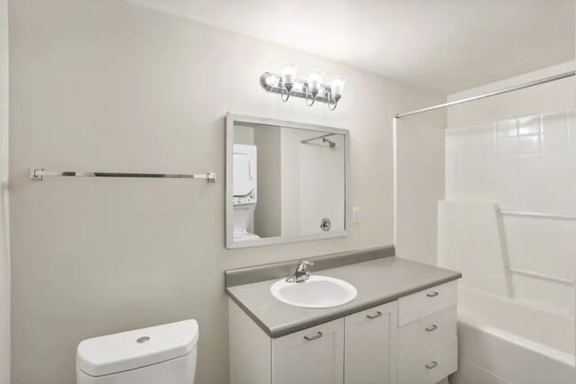 Building Photo - 201 Yesler Wy