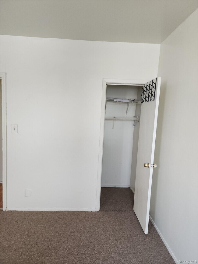 Building Photo - 205-11 Hollis Ave