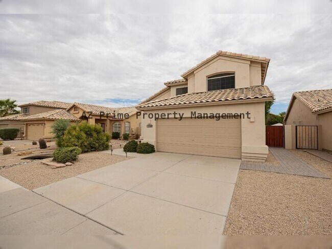 Building Photo - 7442 W Via Del Sol Dr