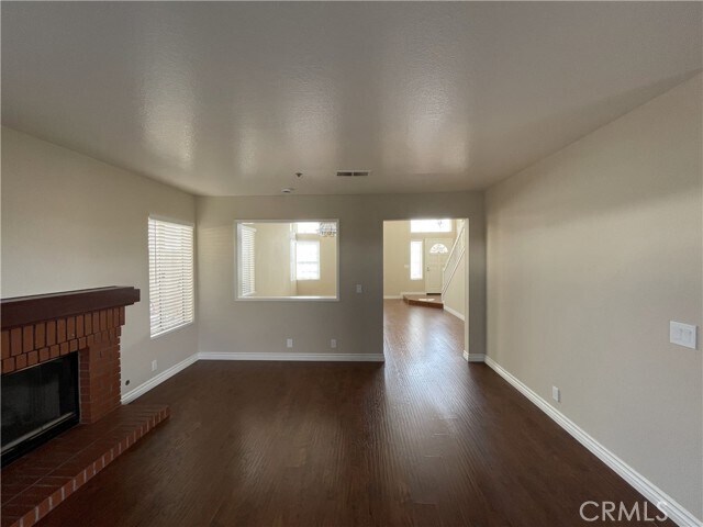 Building Photo - 7271 Kensington Dr