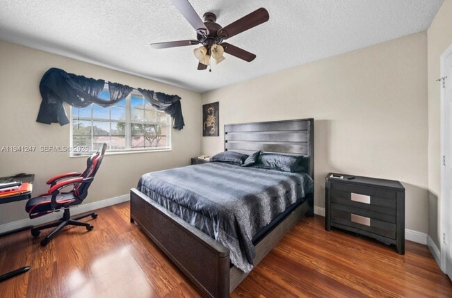 Building Photo - 231 SW 116th Ave