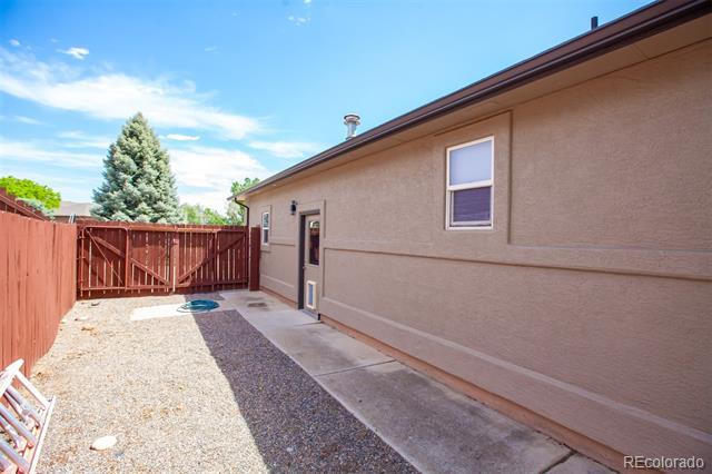 Building Photo - 2071 Stagecoach Ct