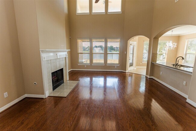 Building Photo - 25311 Hamden Valley Dr