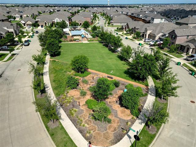 Building Photo - 525 Overton Ave