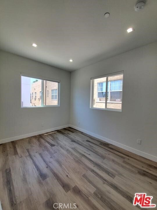 Building Photo - 2335 Crenshaw Blvd