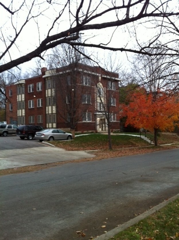 Primary Photo - 2834 Harrison St