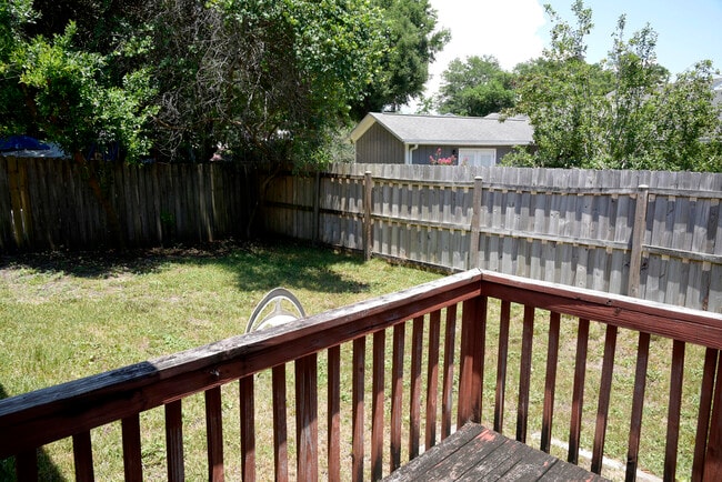 Building Photo - 645 Jerrells Ave