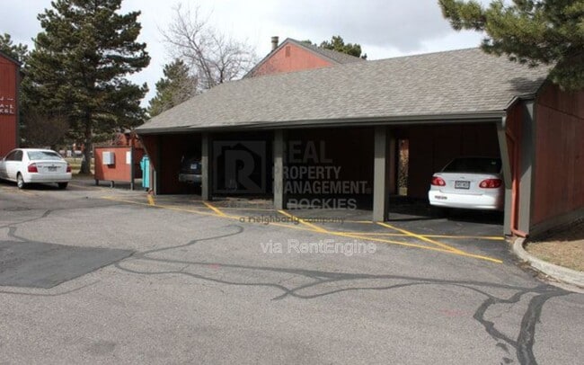 Building Photo - 1625 W Elizabeth St