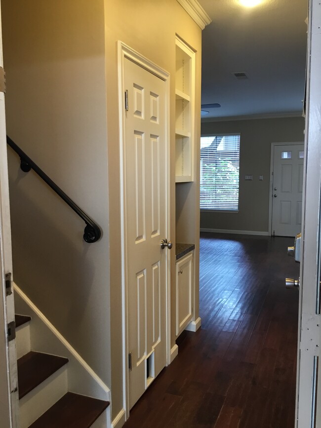 Garage area entrance hallway view - 1103 Dulles Ave