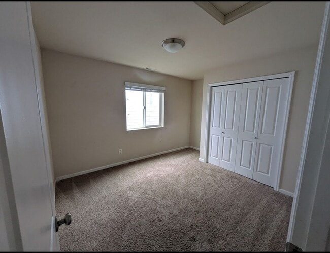 Building Photo - North Albany 4 bedroom single family house