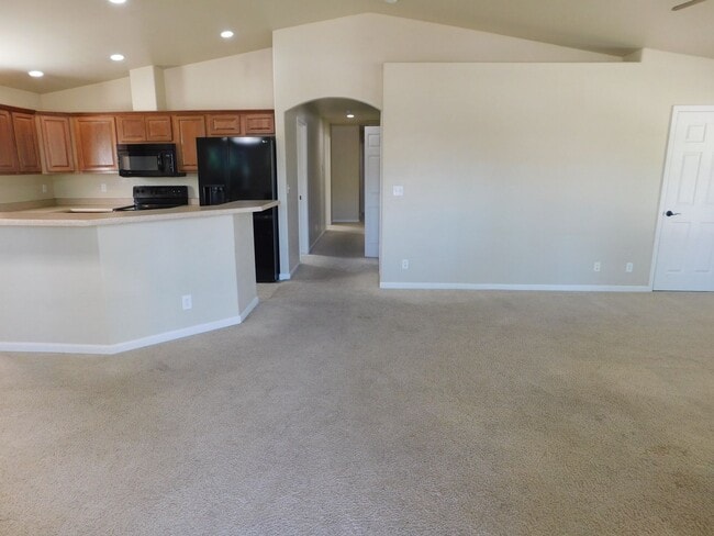 Building Photo - Ranch in Fruita