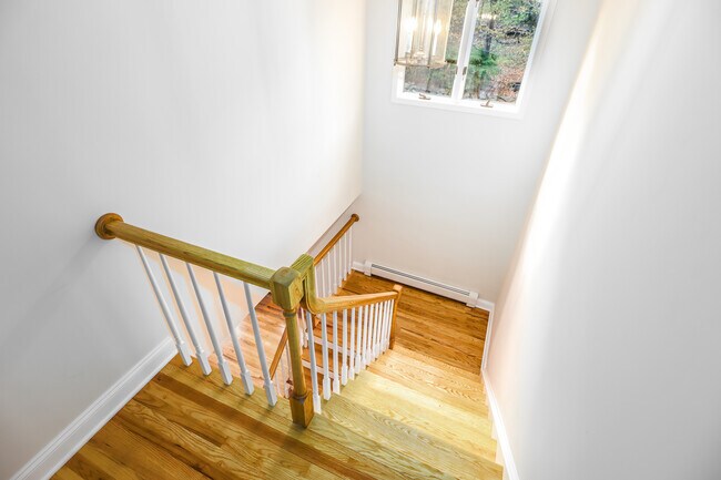 Building Photo - 85 Ironworks Hill Rd