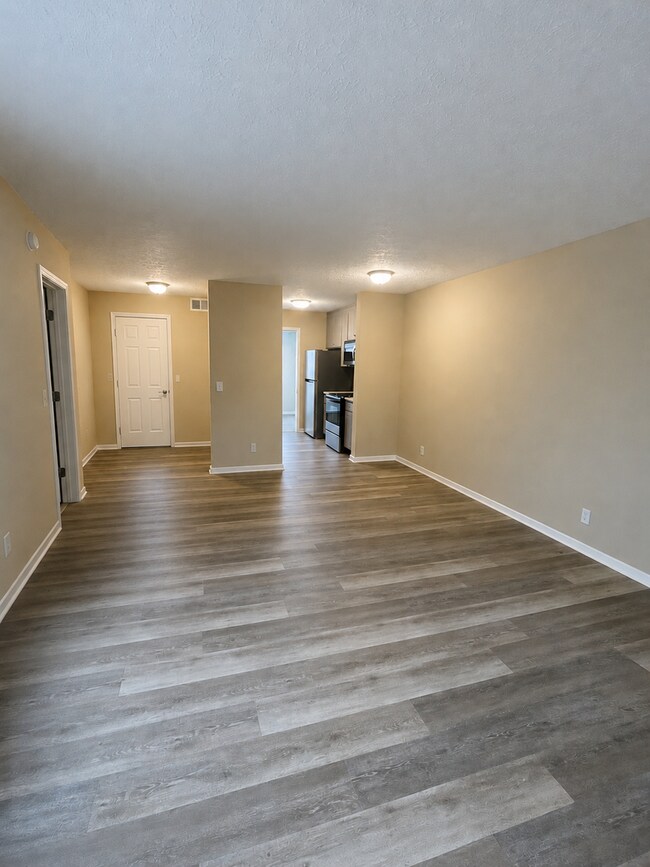 Building Photo - 531 Amquiwood Ct