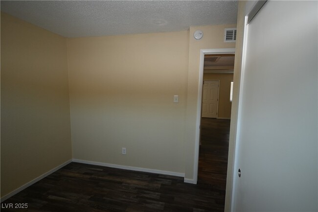 Building Photo - 2508 N McCarran St