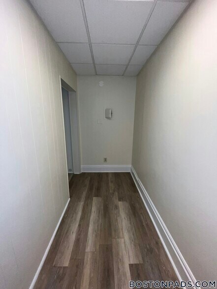 Building Photo - 62 Boylston St