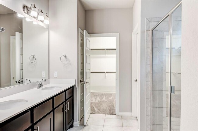 Building Photo - 14104 McCoy Lp