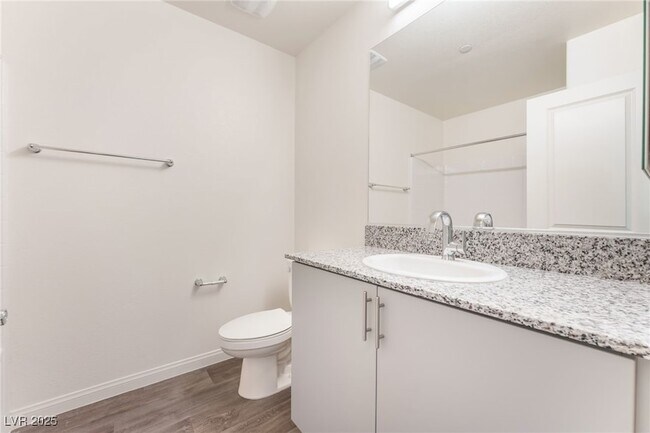 Building Photo - 5672 Sapphire Shine Ave