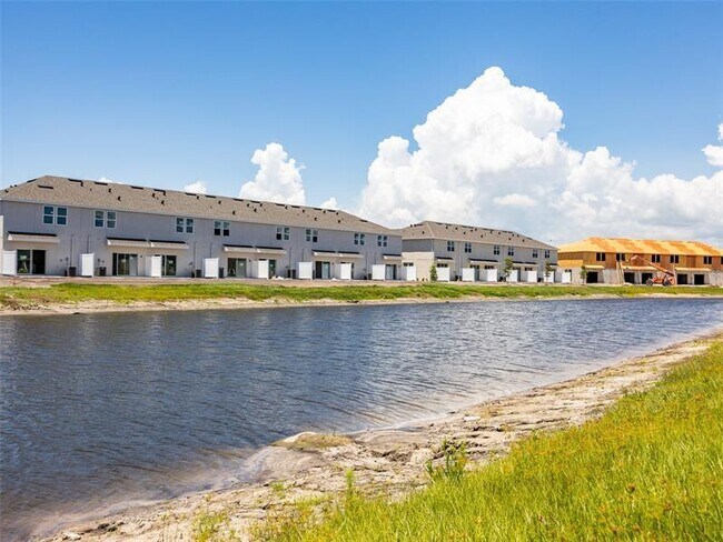 Building Photo - 5728 Haven Ter