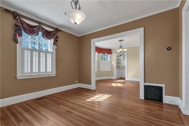 Building Photo - 98 Butler Ave