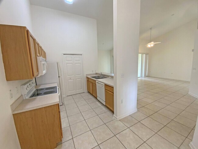 Building Photo - 1603 Prestwick Pl