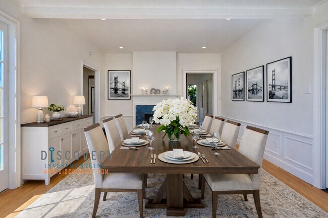 Building Photo - Panoramic Hill Estate with Sweeping Views