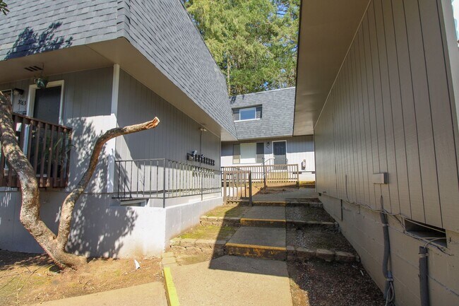 Interior Photo - Woodland Terrace
