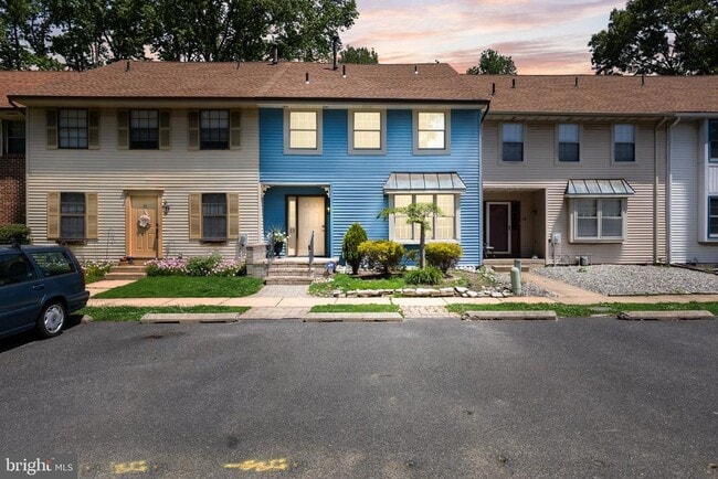 Building Photo - 13 Wisina Ct