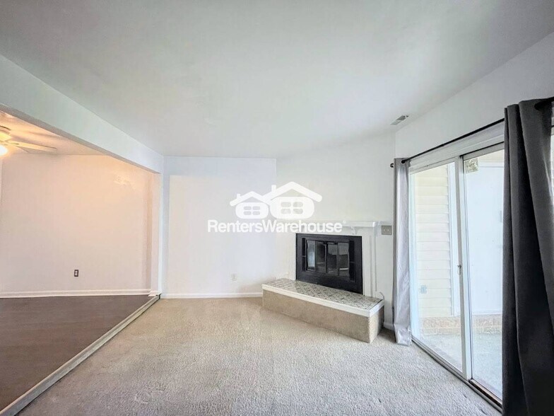 Building Photo - 1640 Fairfax Dr