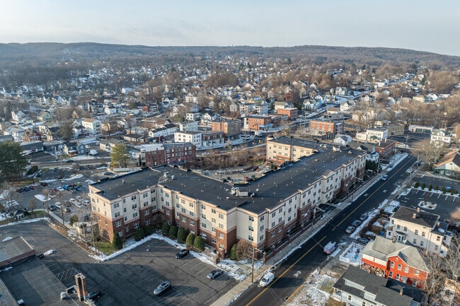 Aerial Photo - RiverView Apartments