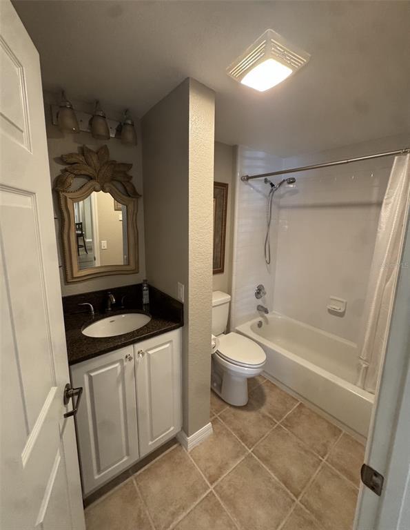 Building Photo - 5025 SW 91 Ct