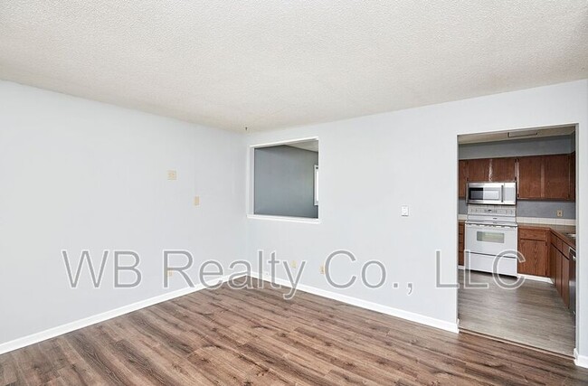 Building Photo - 200 Corene Ave