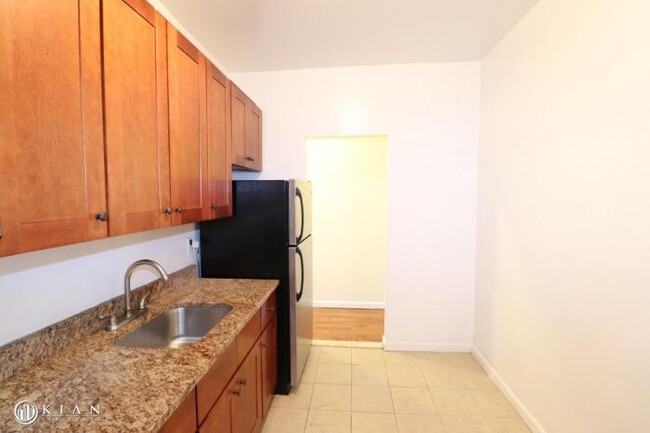 Building Photo - 1 bedroom in Queens NY 11354