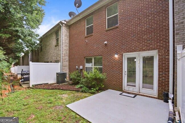 Building Photo - 206 Britt Dr