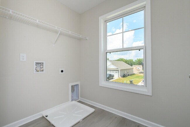 Building Photo - Elegant 4 Bedroom, 2 Bathroom Home with Modern Finishes & Open-Concept Living $2,150/mo rent