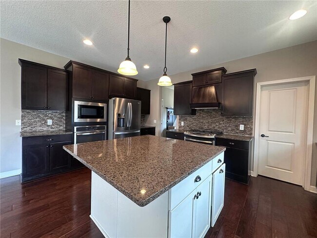 Building Photo - 3379 Ridgestone Way