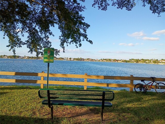 Building Photo - 13274 SW 142nd Terrace