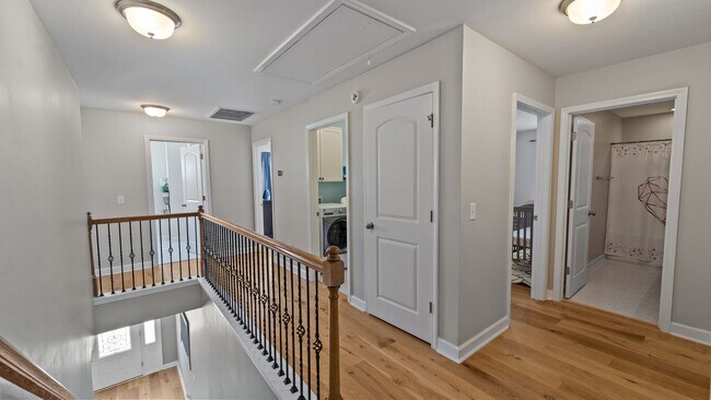 Building Photo - Beautifully Upgraded Home with Outdoor Fire Pit and Fenced Backyard in Buckhead East