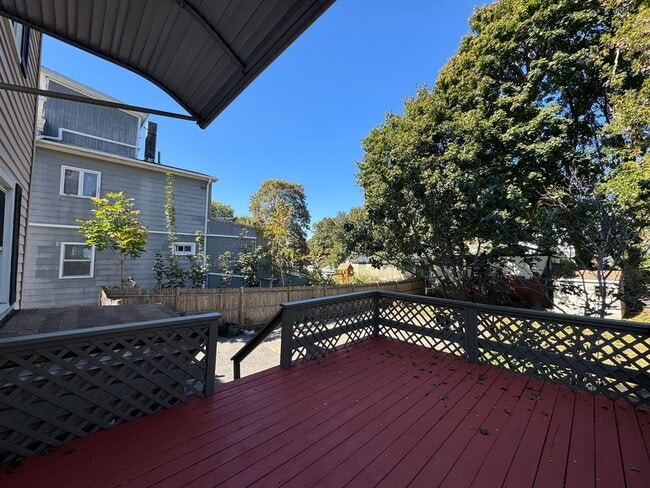 Building Photo - Spacious 4-Bedroom Home with Upgrades and ...
