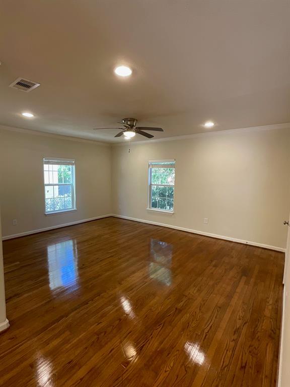 Building Photo - 2511 Shakespeare St