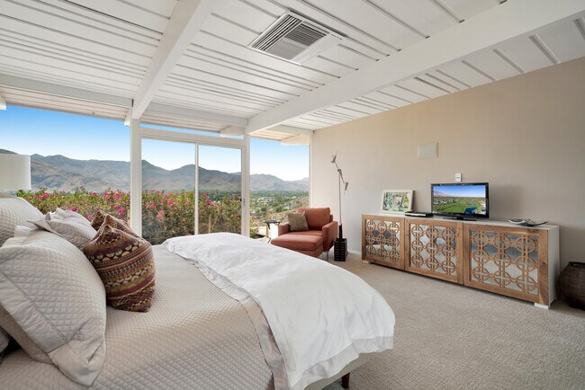 Building Photo - 17 Cahuilla Hills Dr