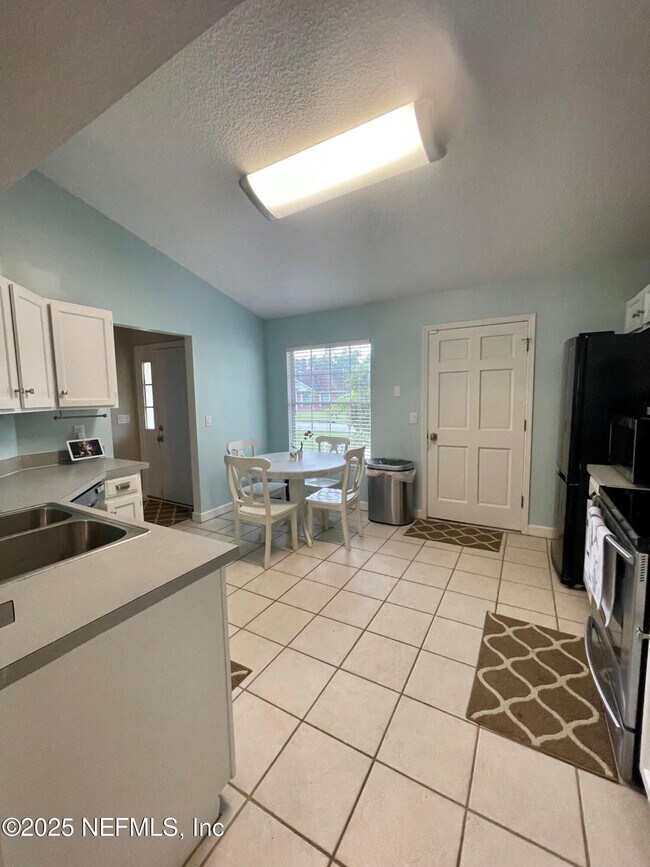 Building Photo - 3663 Carol Ann Ln