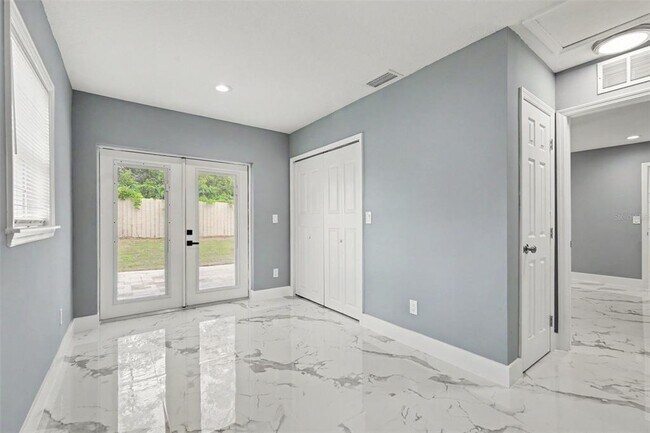 Building Photo - 20703 Mickens Dr
