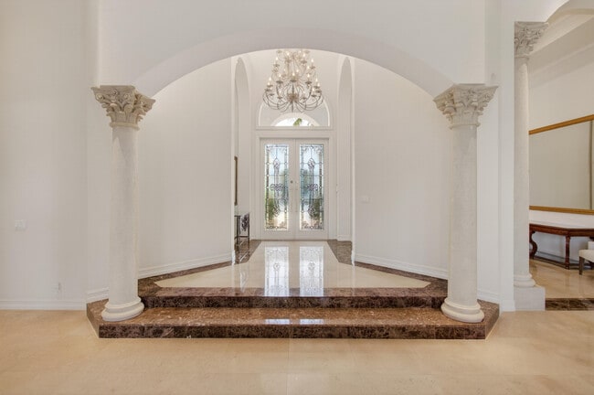 Building Photo - 331 Mizner Lake Estates Dr