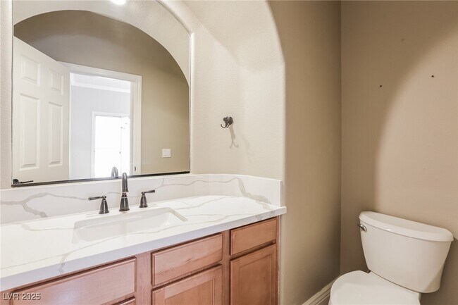 Building Photo - 3618 Auckland Castle St