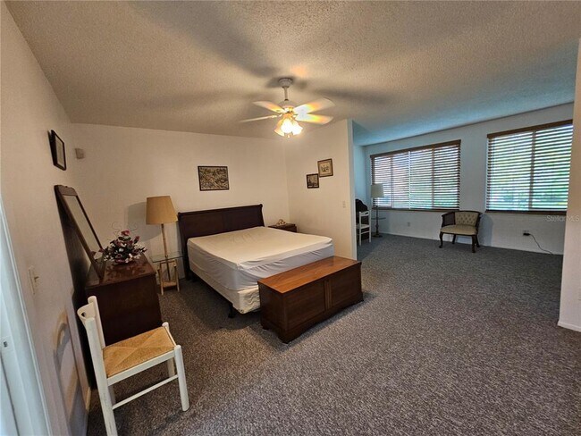 Building Photo - 2331 Finlandia Ln