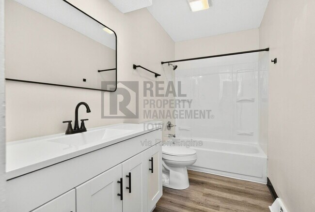 Building Photo - 3414 SW 42nd St